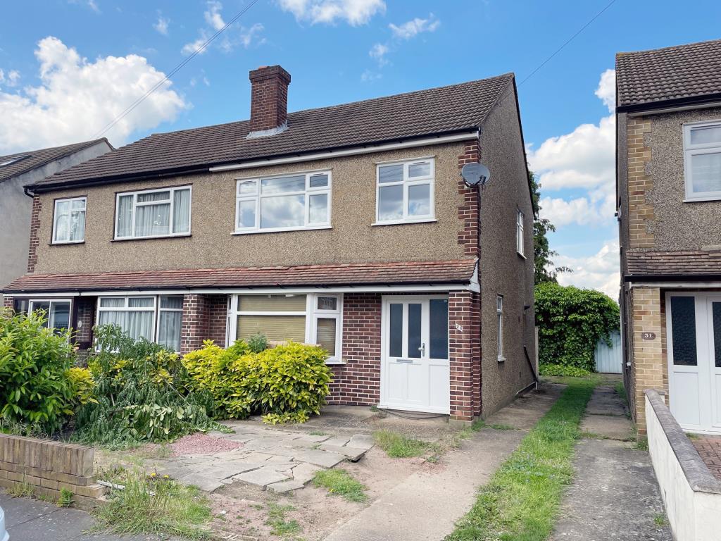 Lot: 178 - SEMI-DETACHED HOUSE FOR IMPROVEMENT - Mostly concrete frontage with path leading to entrance door and garage
